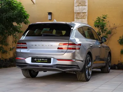 2025 جينيسيس جي في 80