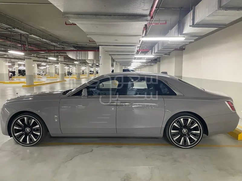 2023 رولز رويس قوست