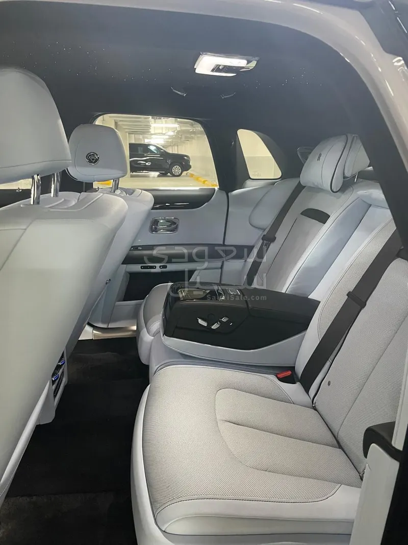 2023 رولز رويس قوست