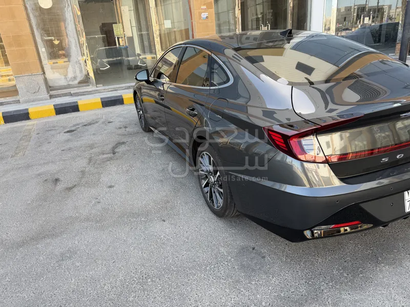 2022 هيونداي سوناتا سمارت بلس