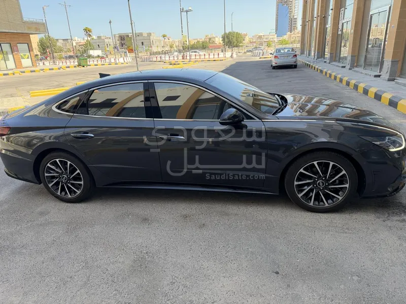 2022 هيونداي سوناتا سمارت بلس