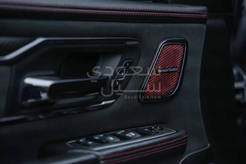 2022 دودج رام تي ار اكس