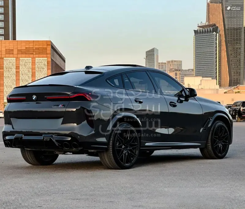 2025 BMW X Series 6M competition