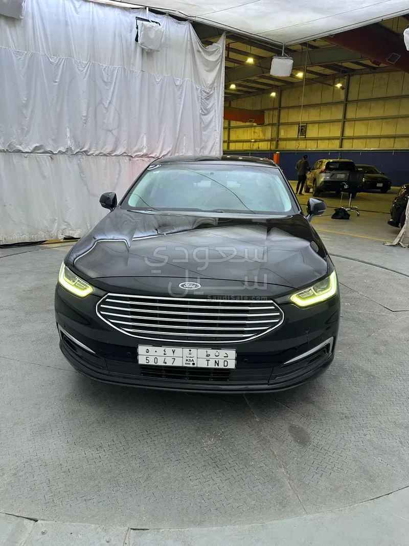 2021 فورد توروس