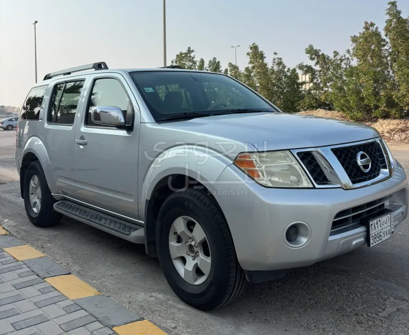 2010 نيسان باثفايندر