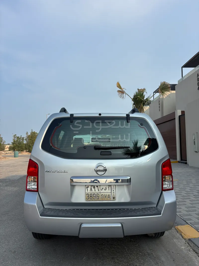 2010 نيسان باثفايندر