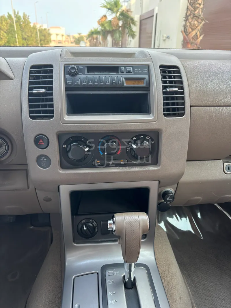 2010 نيسان باثفايندر