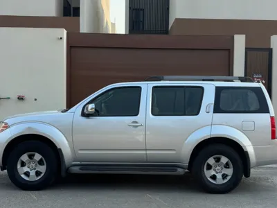 2010 نيسان باثفايندر