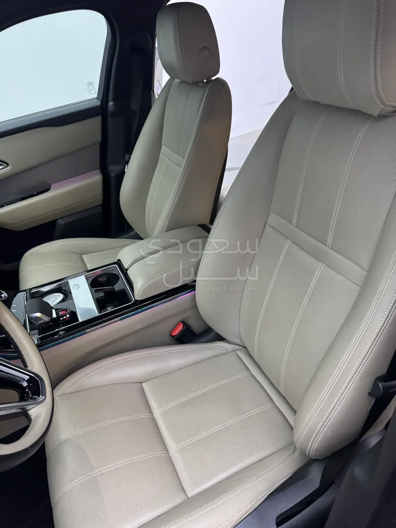 2021 لاند روفر رينج روفر فيلار اس