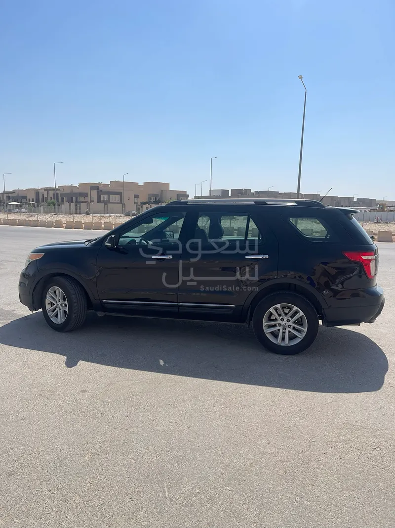 2013 فورد اكسبلورر اكس ال تي