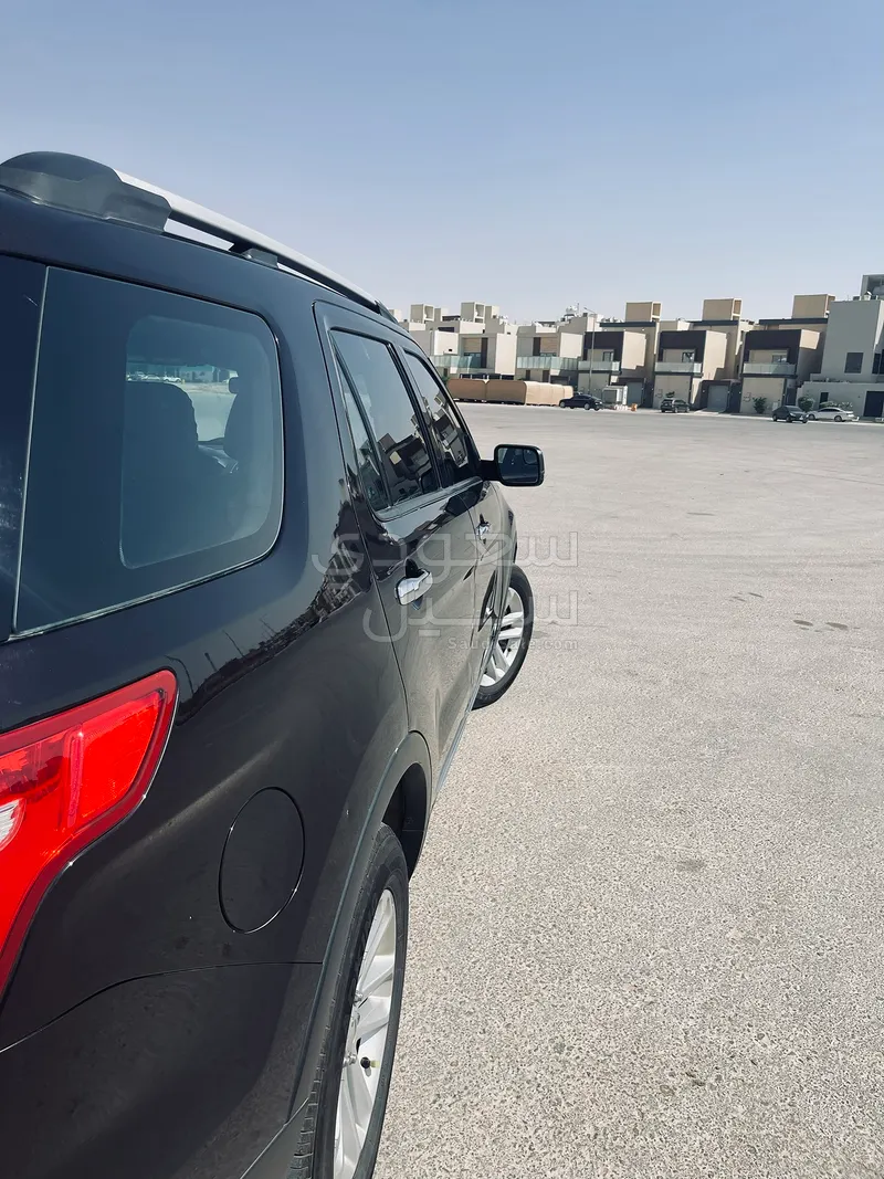 2013 فورد اكسبلورر اكس ال تي