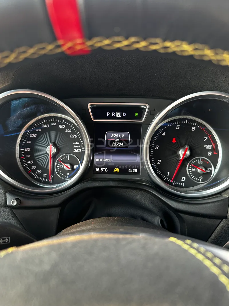 2017 مرسيدس - بنز جي 500 4×4