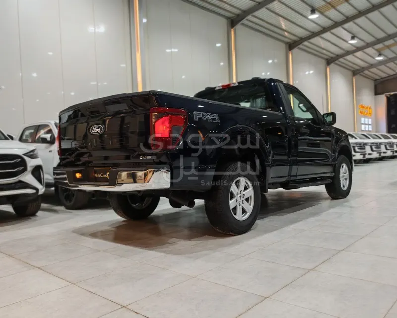 2025 فورد اف 150