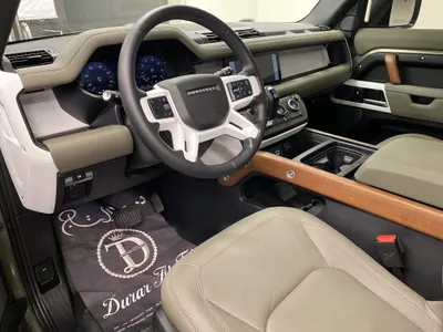 2024 لاند روفر ديفيندر 90