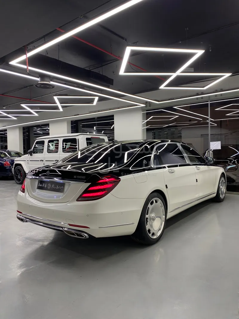 2018 مرسيدس - بنز إس 560 مايباخ