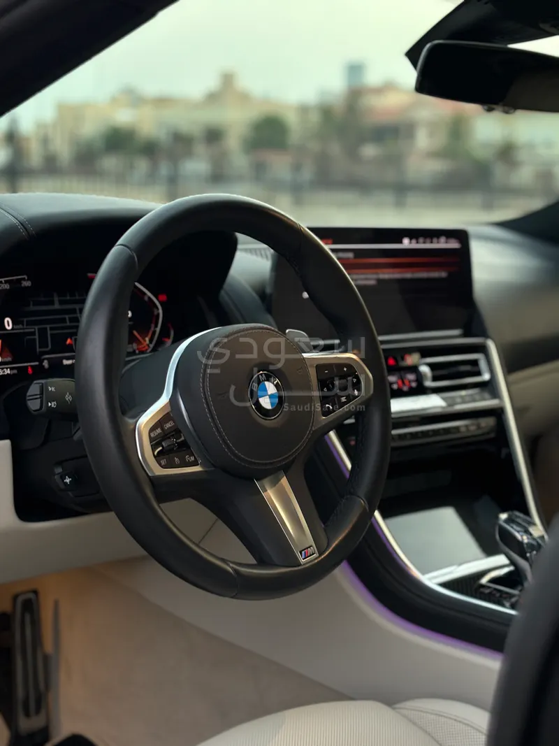 2024 BMW 8 Series 840i