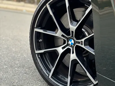 2024 BMW 8 Series 840i