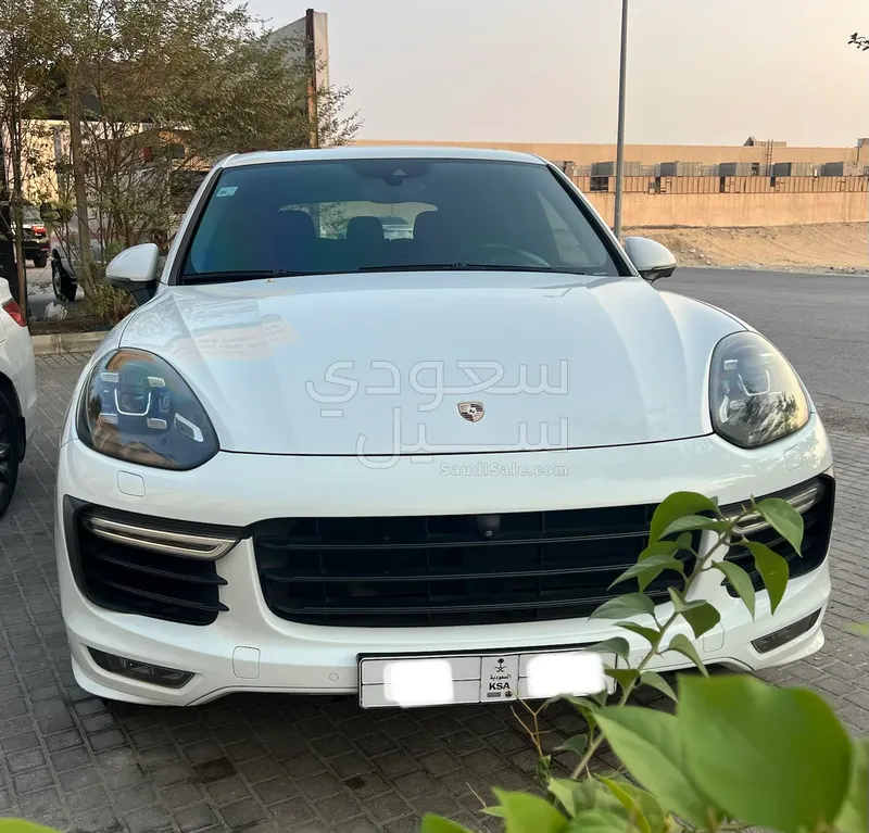 2016 بورش كايين جي تي اس