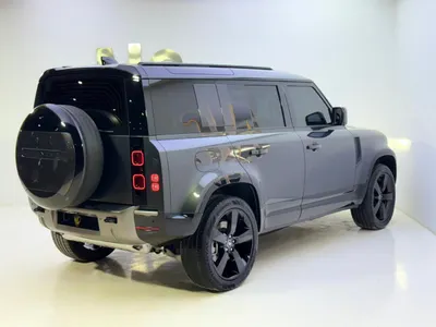 2025 لاند روفر ديفيندر اتش اس اي