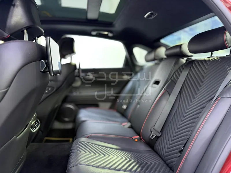 2024 جينيسيس جي 80