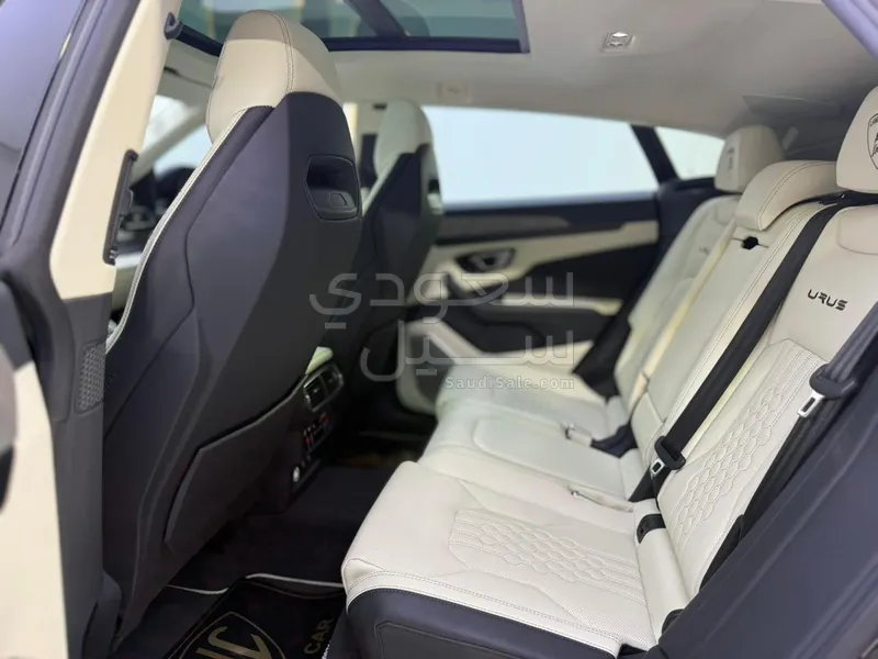 2023 لمبرجيني اوروس