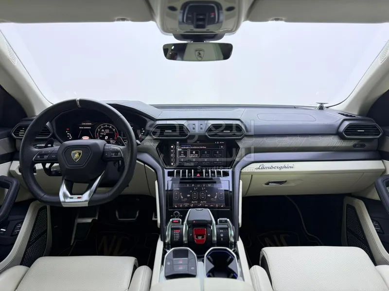 2023 لمبرجيني اوروس