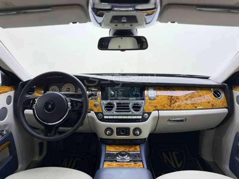 2010 رولز رويس قوست