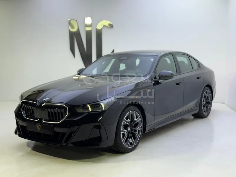 2026 بي ام دبليو الفئة الخامسة 520 أي