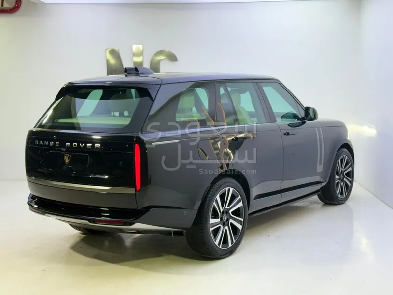2024 لاند روفر رينج روفر اتش اس اي
