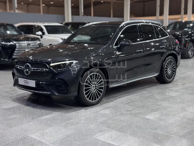 2024 مرسيدس - بنز جي إل سي 200