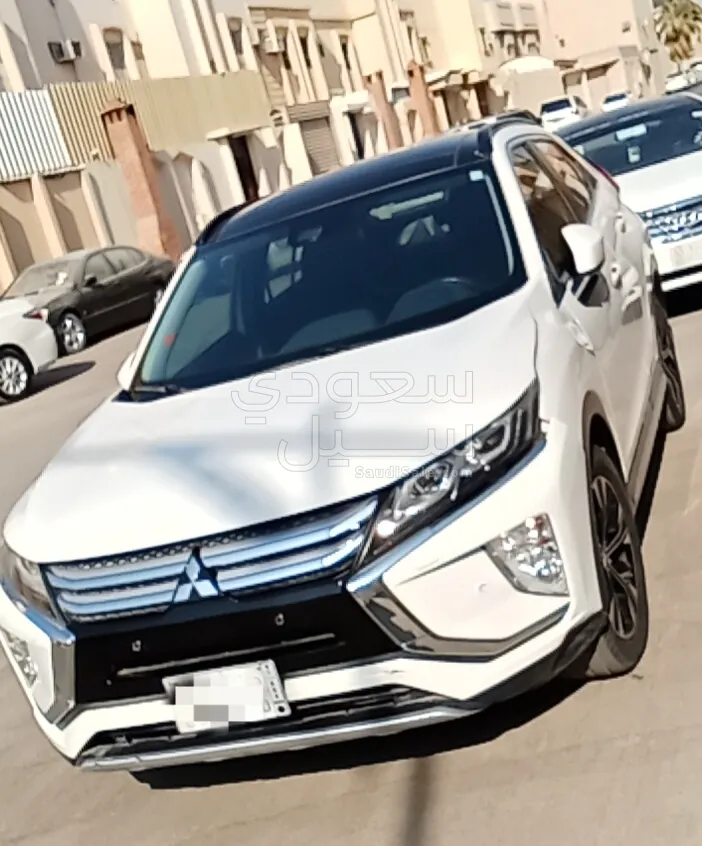 2018 متسوبيشي اكليبس كروس