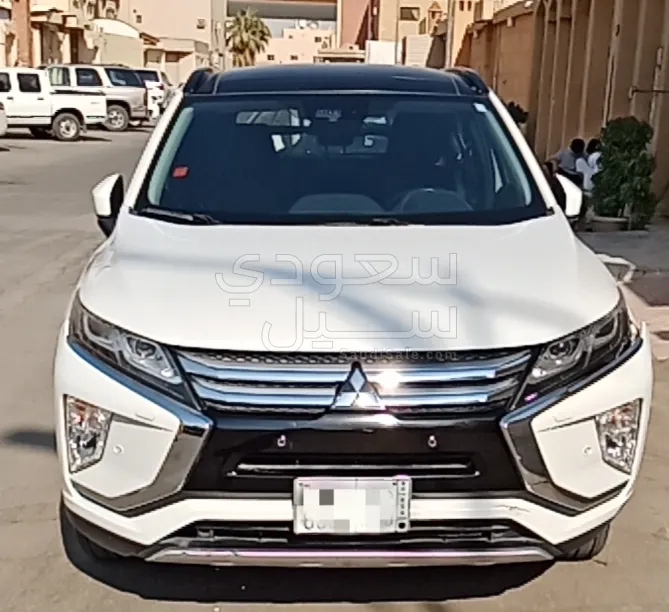 2018 متسوبيشي اكليبس كروس
