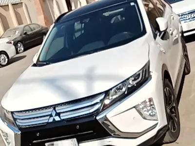 2018 متسوبيشي اكليبس كروس