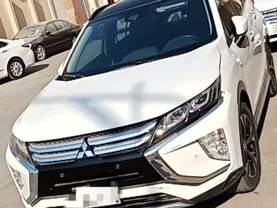 2018 متسوبيشي اكليبس كروس