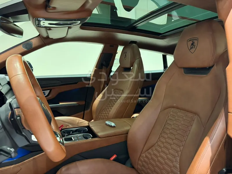 2022 لمبرجيني اوروس