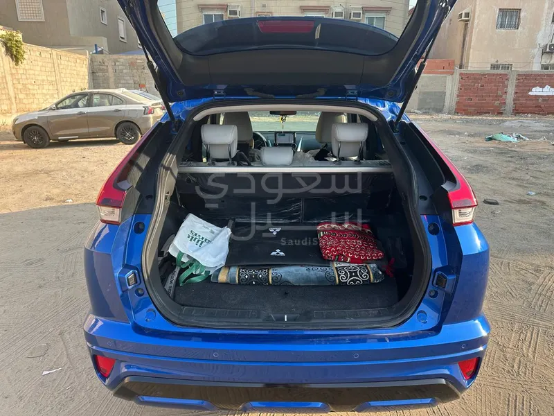 2024 متسوبيشي اكليبس كروس