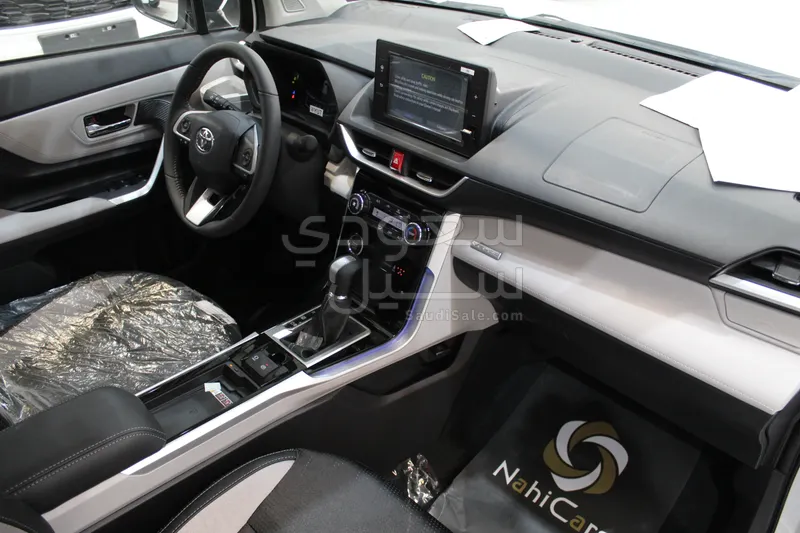 2025 تويوتا فيلوز