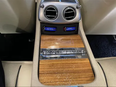 2015 رولز رويس رييث بلاك بادج