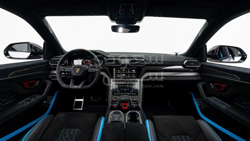 2023 لمبرجيني اوروس بيرفورمانتي