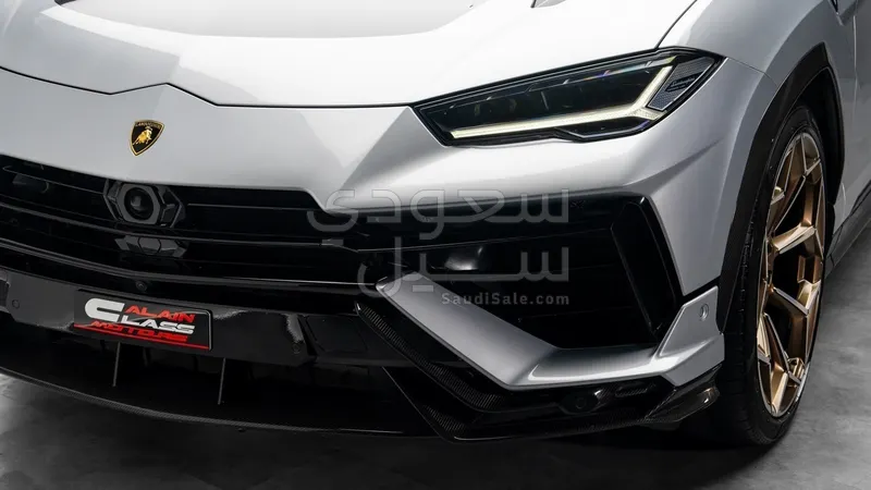 2023 لمبرجيني اوروس بيرفورمانتي