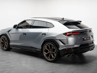 2023 لمبرجيني اوروس بيرفورمانتي