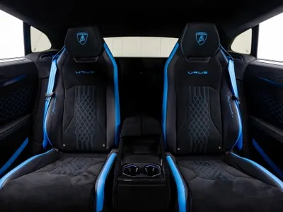 2023 لمبرجيني اوروس بيرفورمانتي