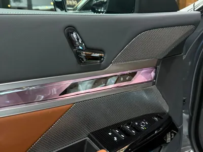 2026 بي ام دبليو الفئة السابعة 735أي