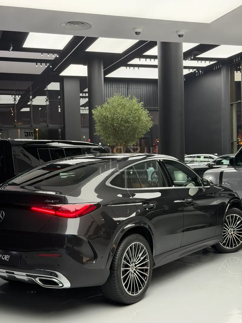 2026 مرسيدس - بنز جي إل سي 200 اي ام جي