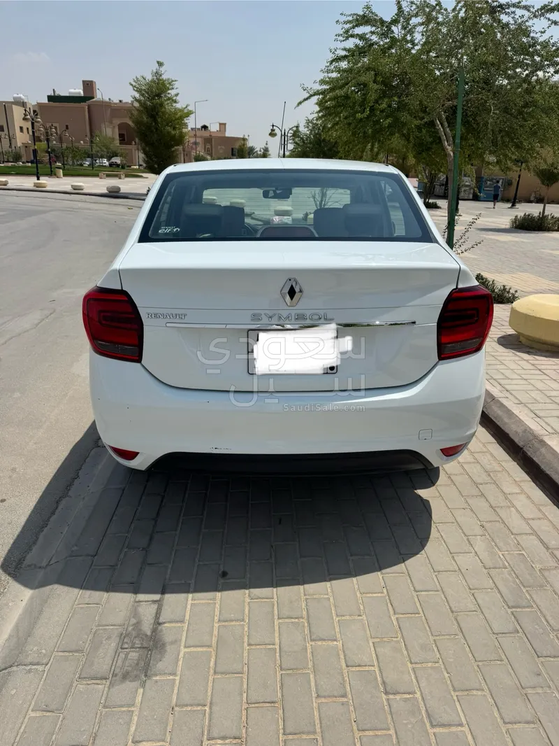 2019 رينو سيمبول