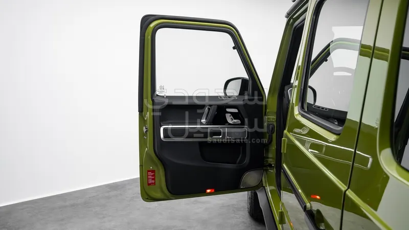 2025 مرسيدس - بنز جي 500