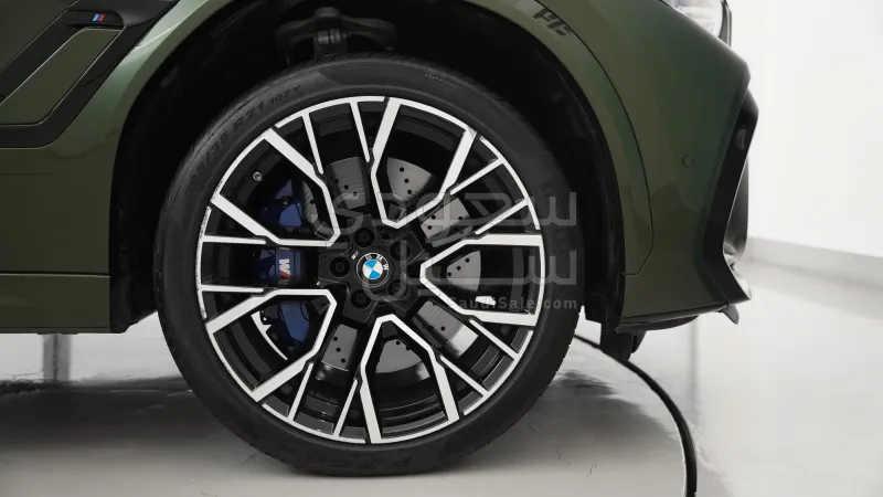 2022 بي ام دبليو الفئة اكس 6 إم كومبيتيشن