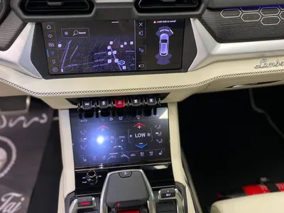 2025 لمبرجيني اوروس