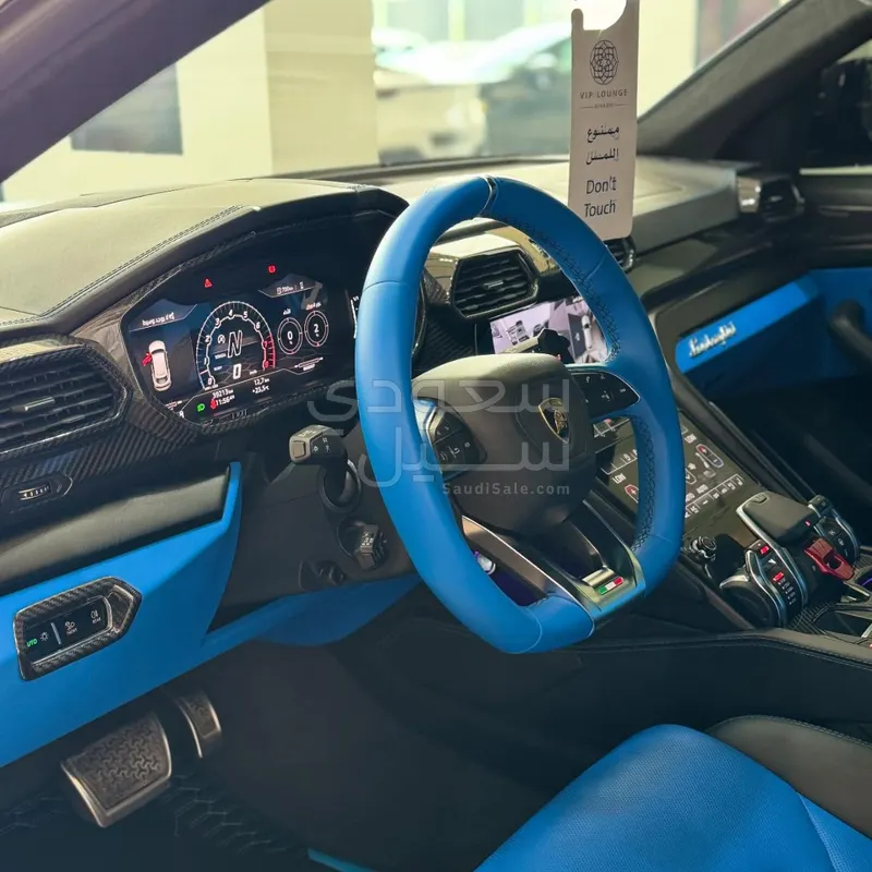 2022 لمبرجيني اوروس