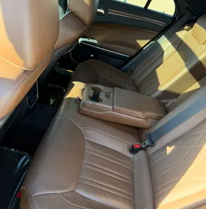 2019 كرايسلر 300 سي اكزكتيف